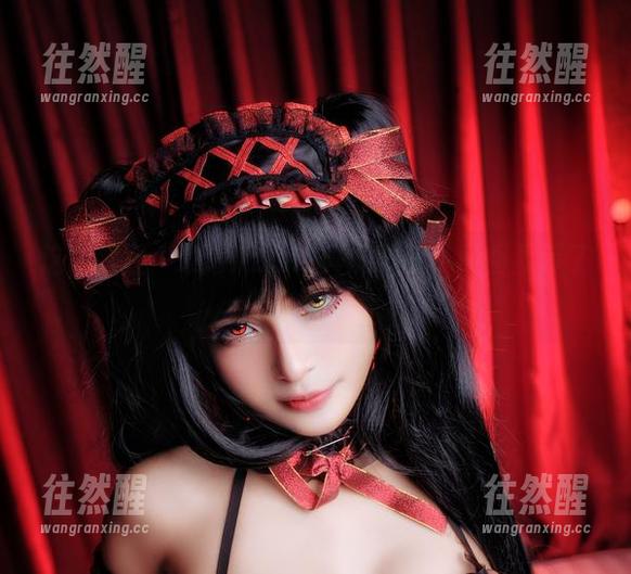 Azami 这高跟鞋…难道Azami真能驾驭?原图显示了一切,我的天。