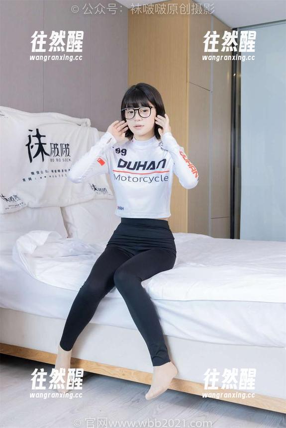 BoBoSocks袜啵啵 - 稚予的套图花絮，裤里丝不经意间的可爱，大家注意到没？