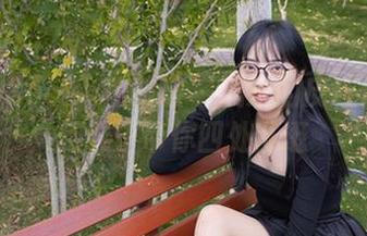 BoBoSocks袜啵啵 – 糯米的皮鞋作品：用鞋子带你四处乱逛
