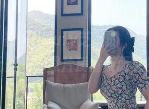 微密圈 – 行吧，July芝岚的“秘密”给了我个无圣光，照片质量反而更美了？