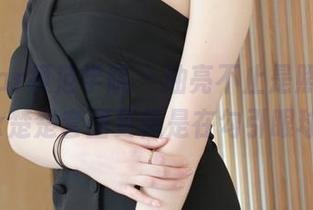 MFStar模范学院 – 油亮不止是照片，Milk楚楚套图更像是在勾引眼球。