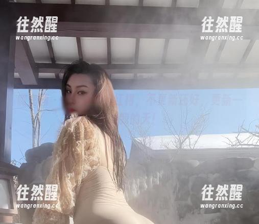MIYA 微密圈 - MIYA那条红裙,不更新还好,更新一看,我的天!