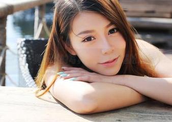 MyGirl美媛馆 – 黄乐然的写真：日常的尴尬瞬间，谁在意呢？