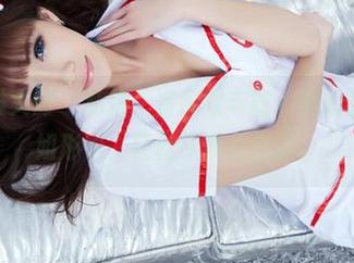 TuiGirl推女郎 – 私拍、资源双丰收，李七喜演绎的空姐形象，轻松又带点俏皮。