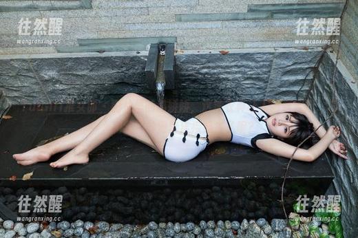 TuiGirl推女郎-潘娇娇 TuiGirl推女郎 - 图片里的潘娇娇,这泳衣真让人脑洞大开,怎么和我的沙滩梦连接起来了呢?