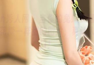 Xiuren秀人网 – 当你的兔妹妹遇上粉色：像棉花糖一样甜的图片，真让人想咬一口！