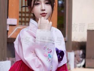 Xiuren秀人网 – 更新！毛衣背后，是杜花花的冬季冒险与少女心！
