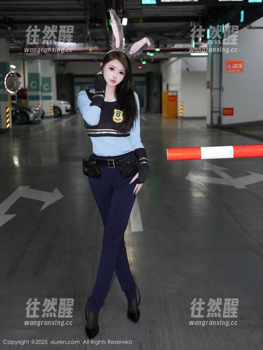 Xiuren秀人网-梦娜Vanessa Xiuren秀人网 - 梦娜Vanessa私房福利:这位学姐的图包超乎你的想象!