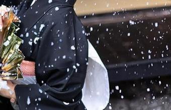 Xiuren秀人网 – 结婚不一定，艾栗栗栗栗栗栗吖的婚纱精选写真，那可太好玩了！