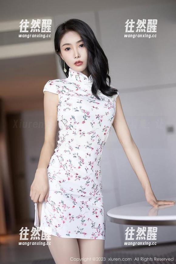 Xiuren秀人网-蛋蛋宝 Xiuren秀人网 - 蛋蛋宝最新写真集:让眼镜拯救你的灵魂!