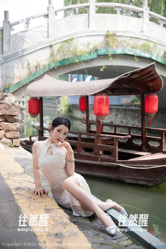 Xiuren秀人网-蛋蛋宝 Xiuren秀人网 - 蛋蛋宝的丝袜密码,精选图库带你探寻那双优雅的腿。