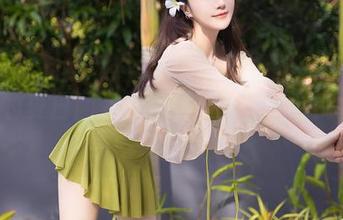 Xiuren秀人网 – 不被热烤的日子：龙泽美曦的夏日图片合集，适合边看边嘿嘿嘿！
