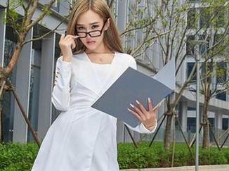 aiss – 欣杨职业装图库精选，难道这是职场潜规矩的反叛？