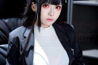 九柒喵的体操服白子:美图不止一面,至于你能看懂多少,那就看你自己了。