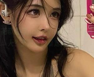 微密圈 – 梨花带雨与nadaNadia，两者相较，谁更撩人？于芷晴投票定局高清！