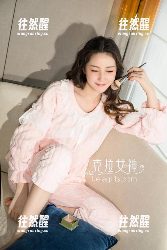 克拉女神-宋智珍 克拉女神 - 图片里的宋智珍,日常闪现着未曾言说的趣味