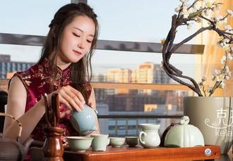 克拉女神 – 这组照片太“剧情”了，杨暖在做什么？