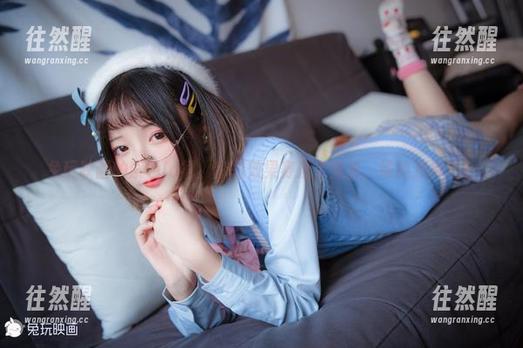 兔玩映画的紫色lo裙，套图效果赛过无圣光，谁能顶得住？