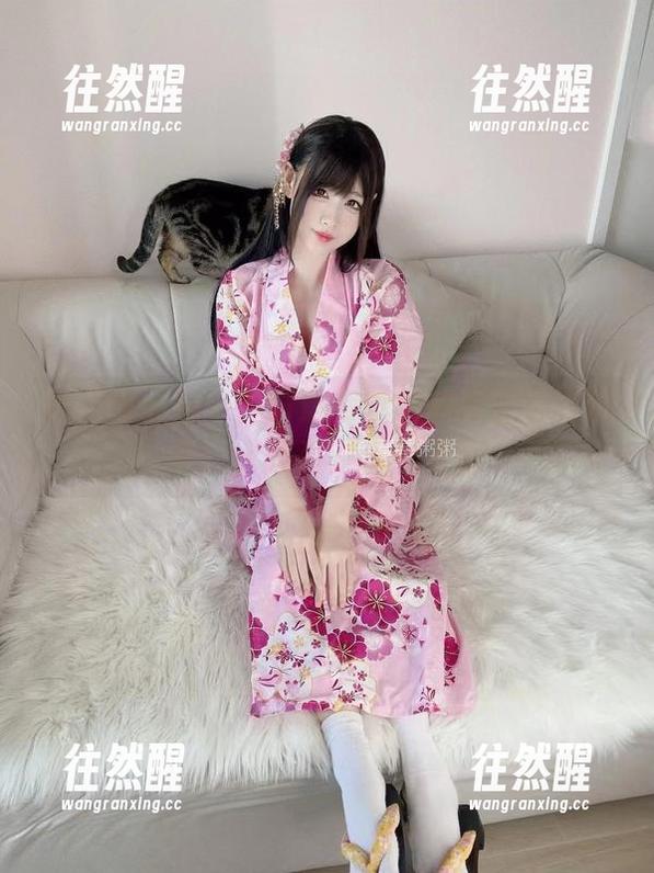 十万口草莓粥粥 微密圈 - 从十万口草莓粥粥养老金进击秘书:图库资源无处不在