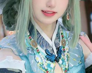相信我,千阳快起床的柴郡旗袍合集不只好看,派对壁纸也让你眼前一亮!