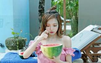 嗲囡囡 – 若说美腿，是方绮言Ayaka的照片被“神化”了？