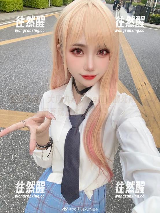大肉丸Amiee 美图来袭!大肉丸Amiee和她的死库水,简直就是水的代言人。