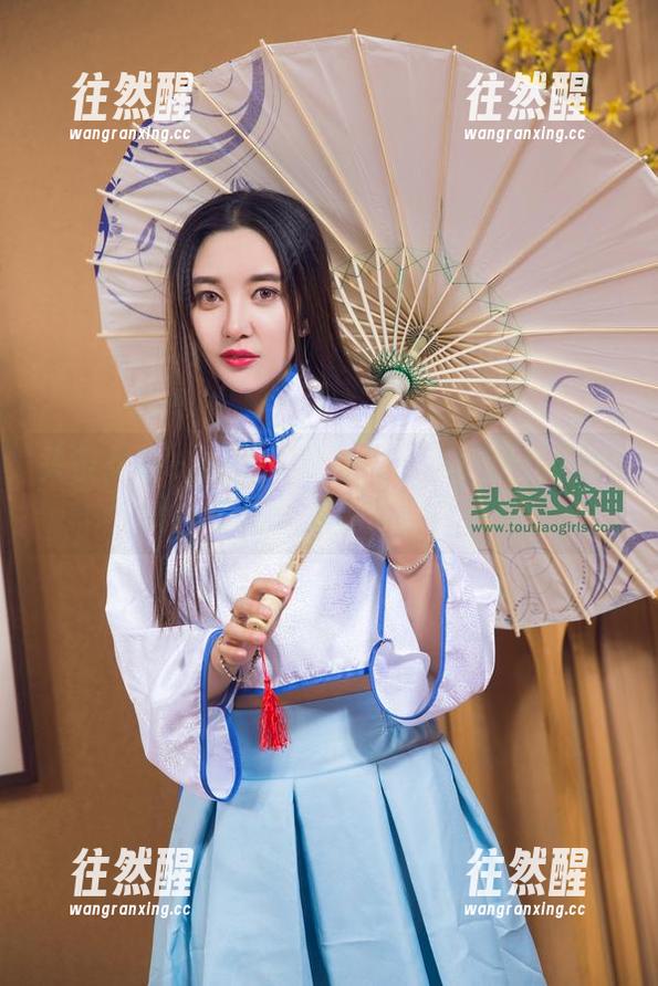 头条女神-果儿Victoria 头条女神 - 护士不只是个工作!果儿Victoria原图合集探讨角色反转