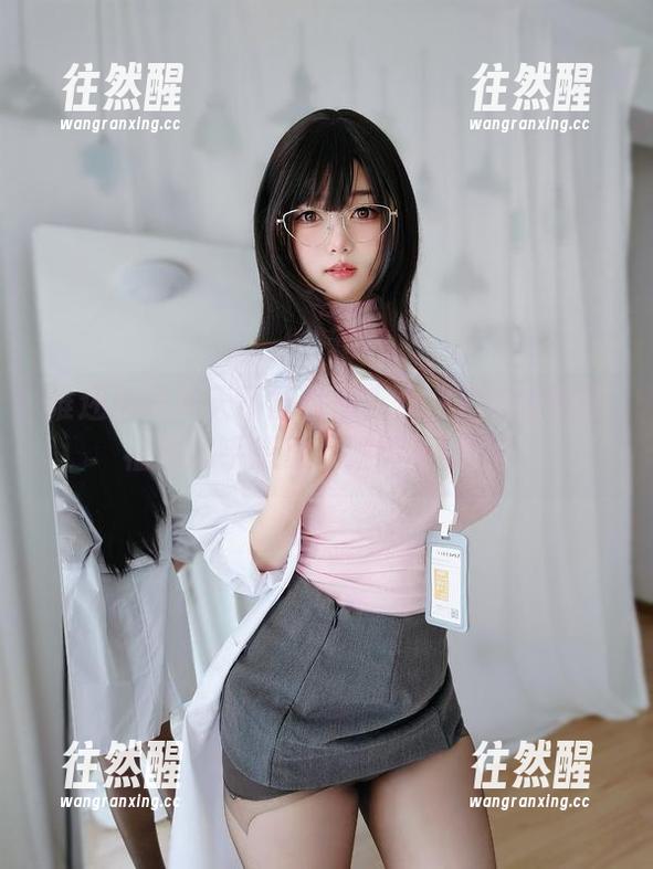 女主K 谁还敢说夏天不能性感?女主K的新作品福利超乎想象,眼睛不够用!