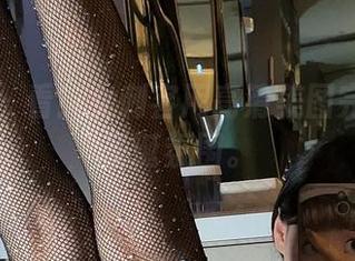 微密圈 – 看！女刺客用高清美图完美演绎圣诞氛围。