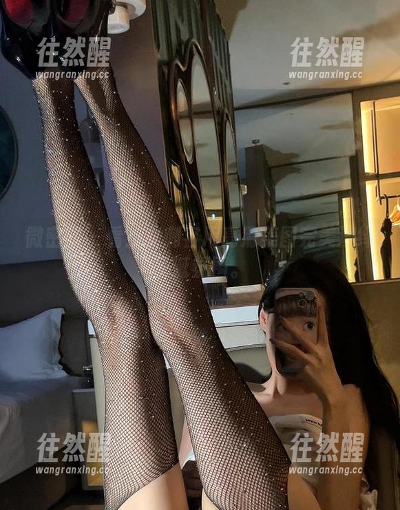 女刺客 微密圈 - 看!女刺客用高清美图完美演绎圣诞氛围。