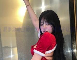 微密圈 – 夏季泳池日记：全套的小优优子让你目不转睛