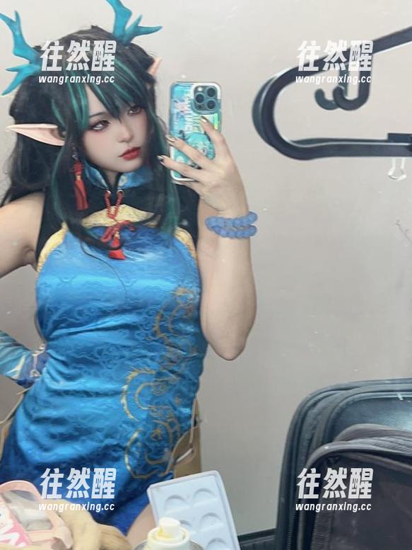 小和甜酒 冬天不怕冷:小和甜酒用高清美图传递热情,菲伦和芙莉莲都来了!
