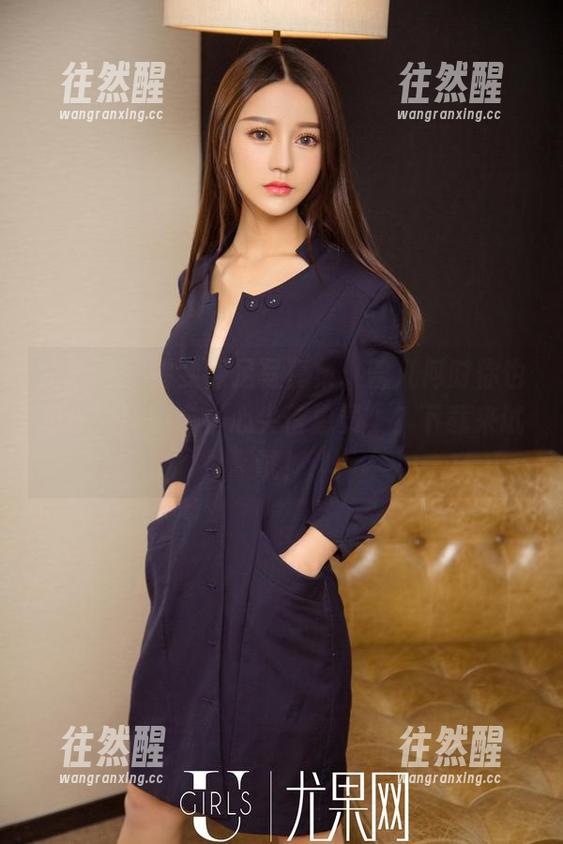 尤果网-雯雯 尤果网 - 雯雯裸足写真集,曾几何时你也想成为她的“小心尖信息员”?下载来试试!