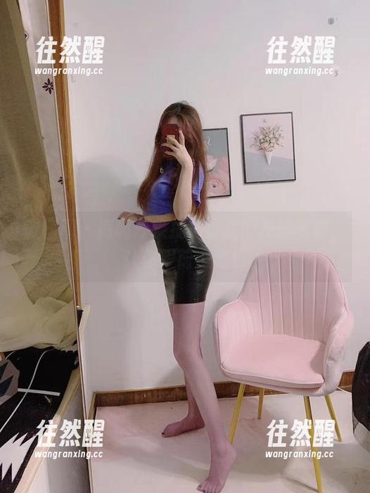 提袜少女 微密圈 - 高调呼唤提袜少女的灰丝资源,让你眼前一亮!