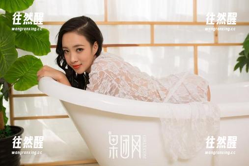 果团网-龚玥菲 果团网 - 私拍厨房,龚玥菲的“烹饪秘籍”合集,带你打破次元壁!