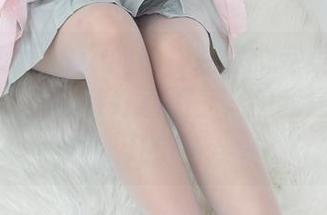 森萝财团 – Sia的旗袍私房：完美版教科书，虽说比模特好看不少，但我还是挑剔几句。