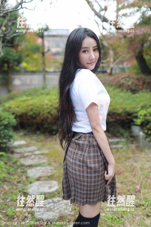 模范学院 - 果儿Victoria图包！从一个少女的视角，咱们只能默默侧目。