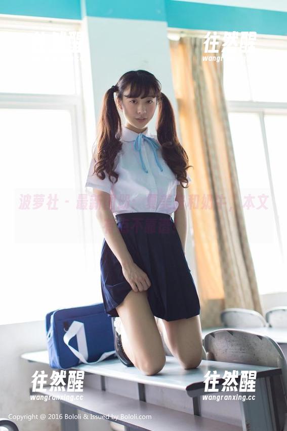 波萝社 - 最新图册：夏美酱和奶牛，本文有点不靠谱！
