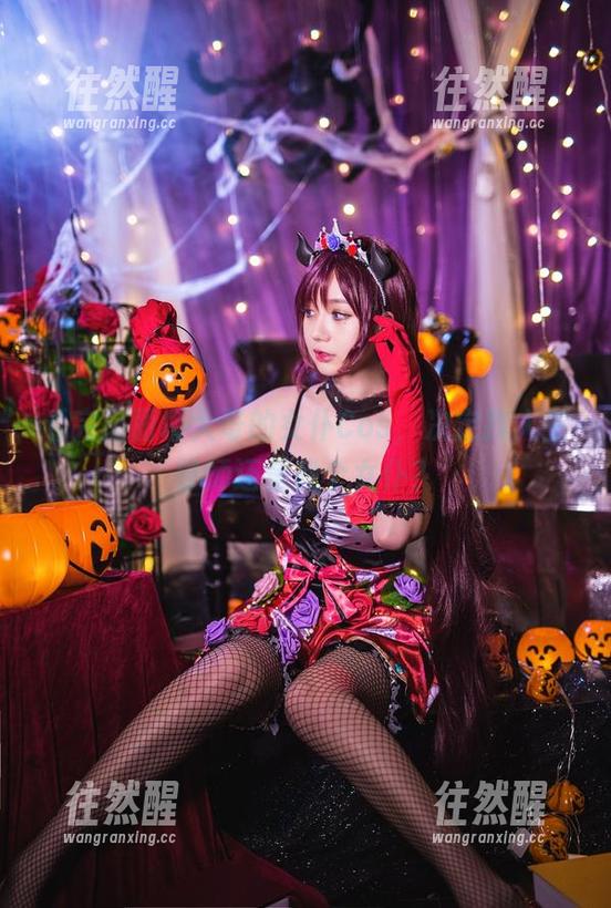 洛丽塔大哥 看完洛丽塔大哥的女仆Cos,决定找人生导师还是找个女仆?