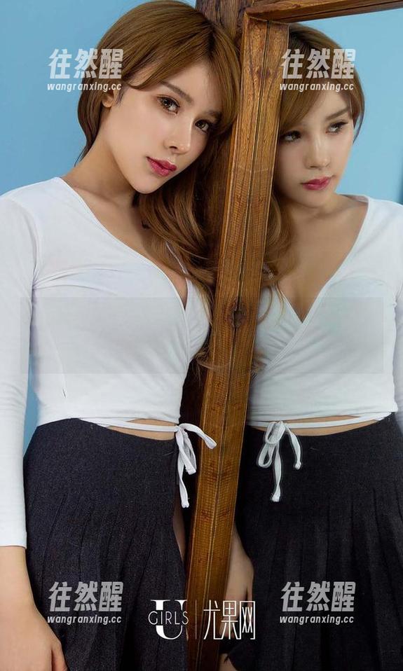 爱尤物-刘瑾希 爱尤物 - 每一张图片都是刘瑾希“女孩”状态的真实写照!