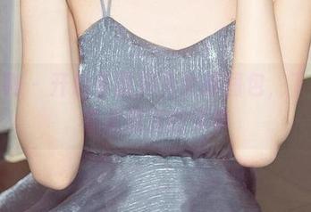 爱尤物 – 开启李丽莎兔女郎图包，下载完直接懵逼的节奏