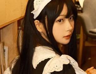 白莉爱吃巧克力的最新作品集，看蕾姆女仆如何撩人吧