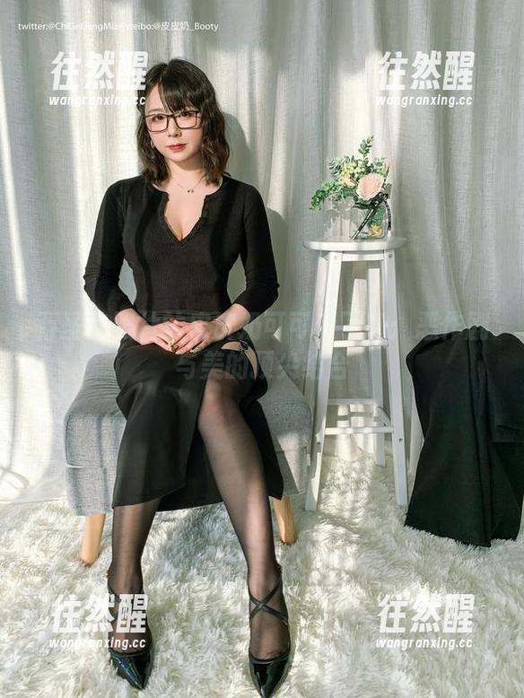 皮皮奶可可爱了啦 万圣节照片的皮皮奶可可爱了啦:恶作剧与美的顶尖结合