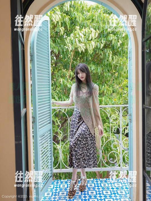 秀人网-Barbie可儿 秀人网 - Barbie可儿的旅拍合集,老实说我也不知道她这是长途旅行还是短途冒险,不过真不错啊!