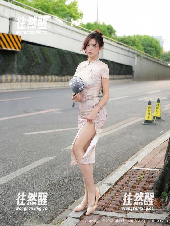 秀人网-Elise谭晓彤 秀人网 - 修女也有叛逆心!Elise谭晓彤的最新套图更新随心而生