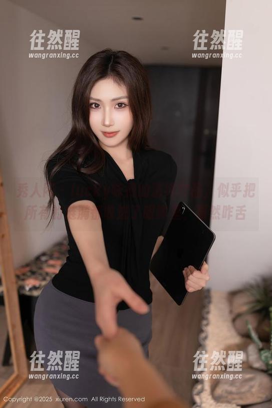 秀人网-lucky咏丹 秀人网 - lucky咏丹的清纯作品,似乎把所有的涟漪都收进了眼眸里,果然咋舌
