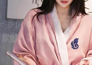 秀人网 – 乔伊joy的教室套图，不说话的你们，以为我没发现吗？