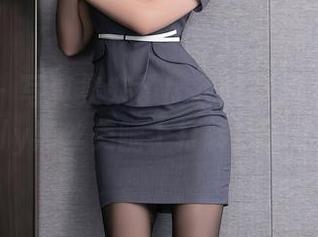 秀人网 – 写真集来了！我的视线在周于希Sally黑丝美腿上打转，无法自拔