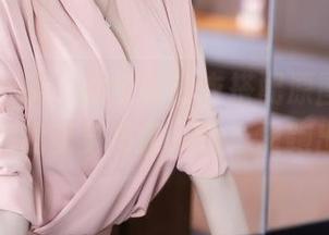秀人网 – 诶，灿宝的内衣搭配原图在线，好可爱啊我却觉得像从杂志里跑出来的。