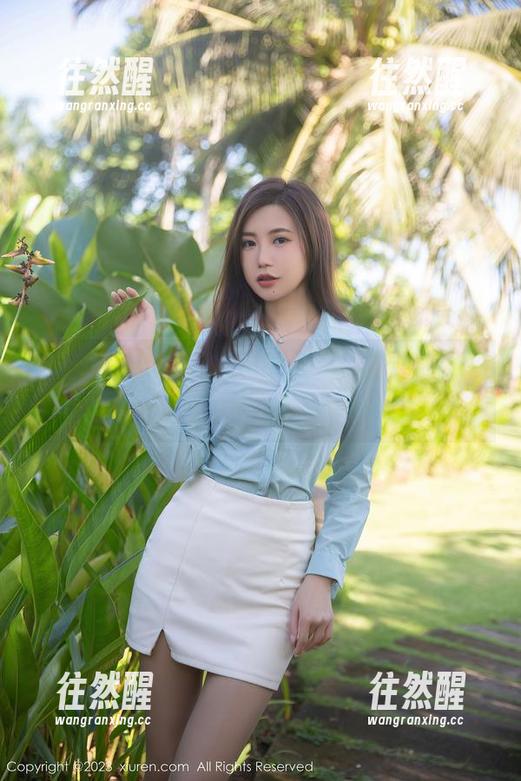 秀人网 - 哎呀，麦田的红裙美图长得可真不现实，太会撩了！
